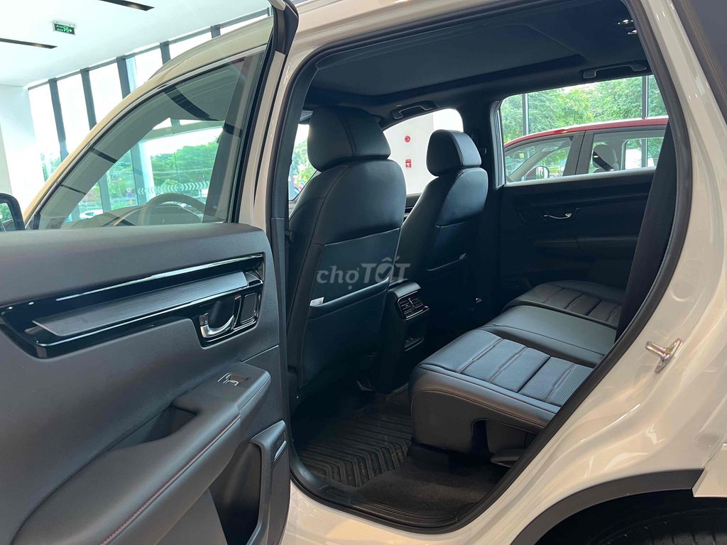 Honda CRV e:HEV RS, 1 xe Trắng cuối cùng, vay bao. Mua bán Ô tô tại Quận 7 Tp Hồ Chí Minh được đăng bởi Honda Ôtô Quận 7 hình 6