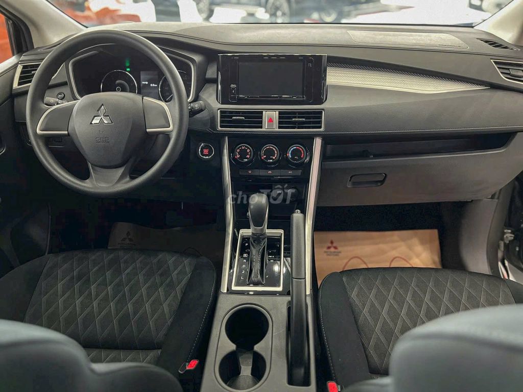 GIÁ ƯU ĐÃI ! Xpander AT Và PRE Slượng ít. Mua bán Ô tô tại Quận 1 Tp Hồ Chí Minh được đăng bởi Trung  hình 8