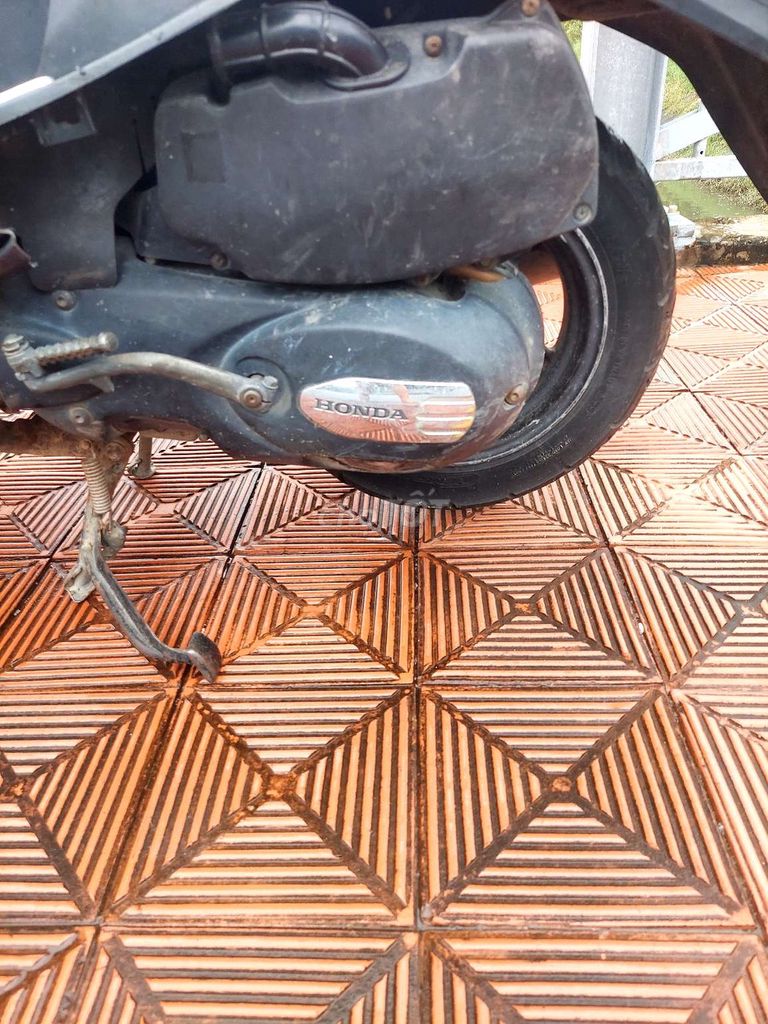 Ban xe hon da tay ga may em giay to day du. Mua bán Xe máy tại Quận Thanh Khê Đà Nẵng được đăng bởi Bàn Chân Trần hình 4