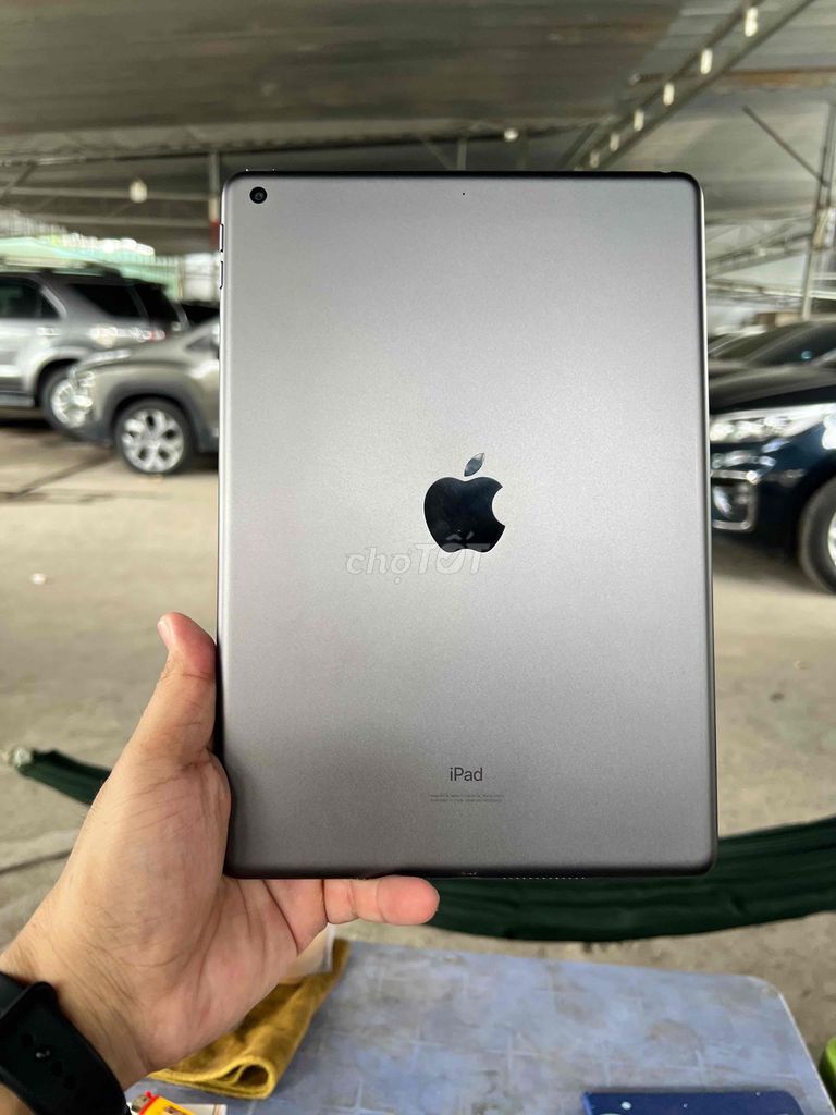 Apple iPad Gen 8 32GB Xám. Mua bán Máy tính bảng tại Quận Bình Thạnh Tp Hồ Chí Minh được đăng bởi thiep hình 1