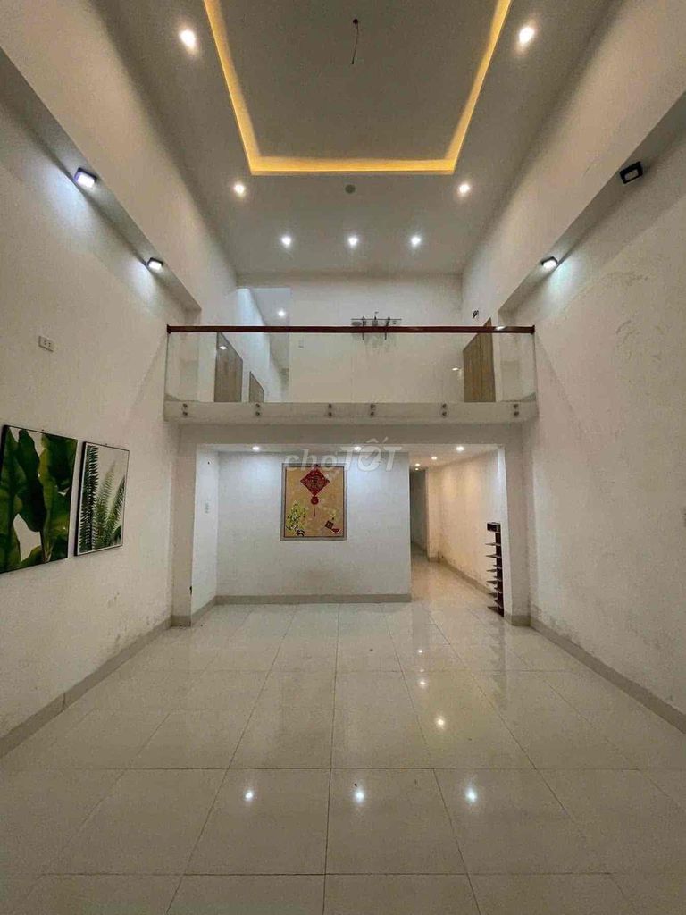 3-bedroom house with mezzanine off Lý Thái Tổ — photo 8