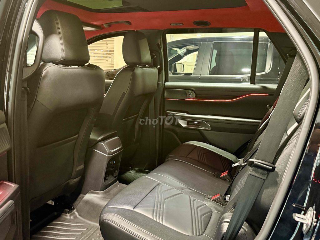 Everest 2 Cầu 11.500km Lên Nhiều Đồ Chơi Đẹp. Mua bán Ô tô tại Quận Tân Bình Tp Hồ Chí Minh được đăng bởi FORD PHỔ QUANG XE CŨ hình 6