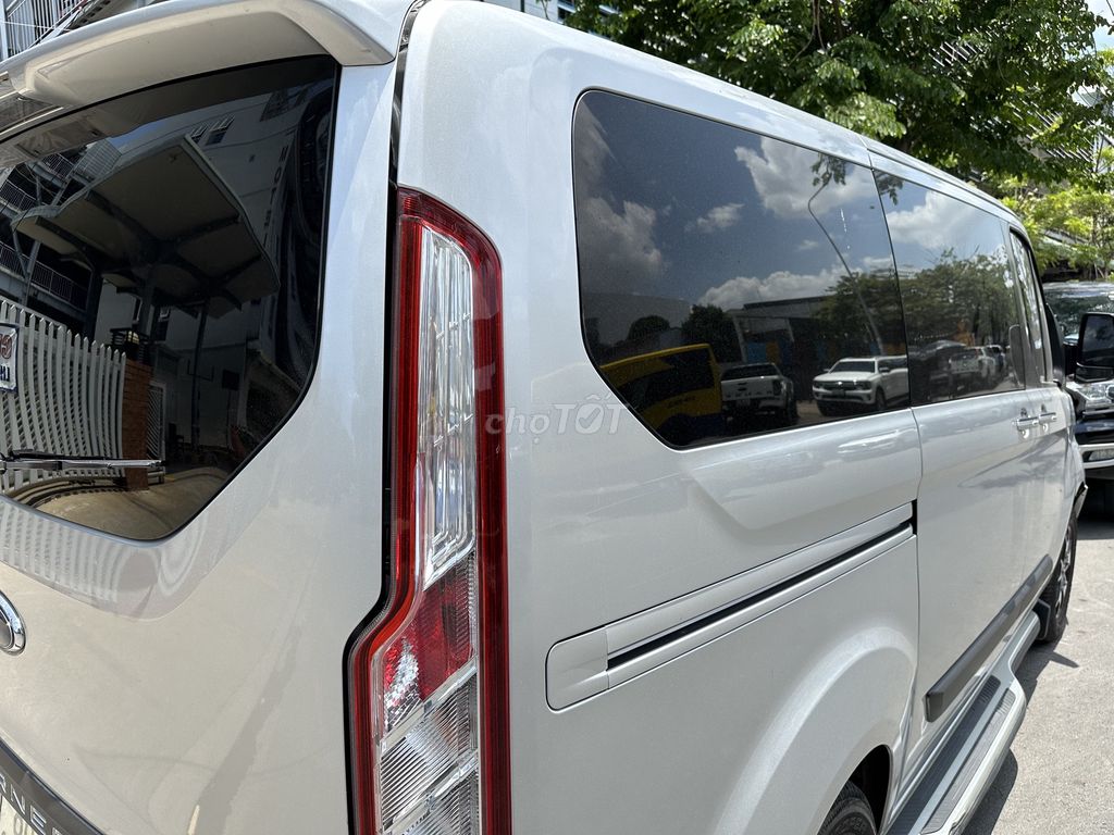 Ford Tourneo 2019 bảo hành 2026, hỗ trợ vay 75%. Mua bán Ô tô tại Quận Tân Phú Tp Hồ Chí Minh được đăng bởi Đức hình 4