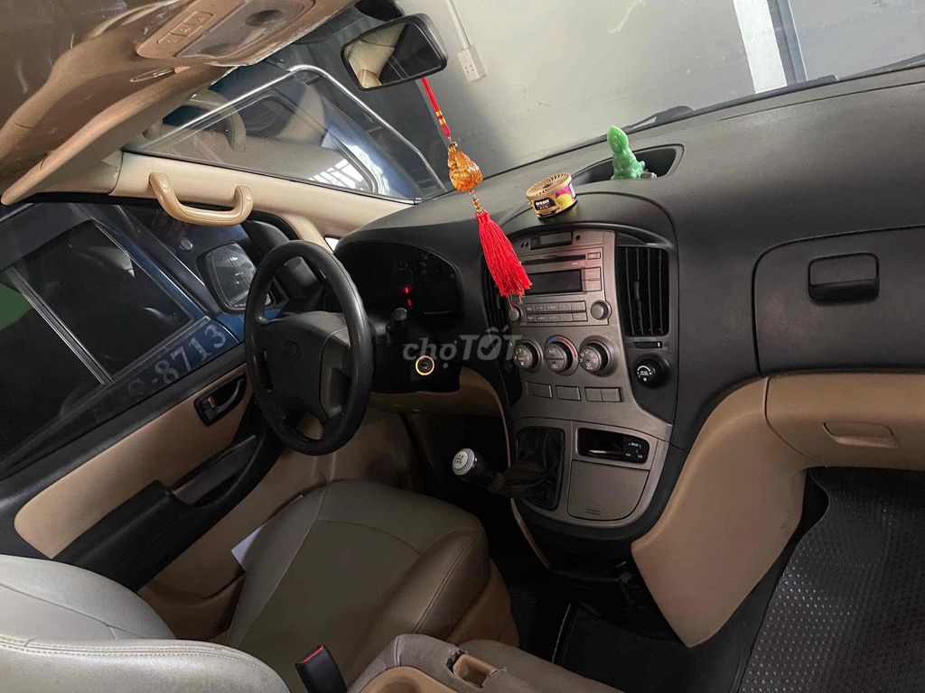 Bán Hyundai Starex 9 chỗ  model 2013 - 161.000km. Mua bán Ô tô tại Thành phố Thủ Đức Tp Hồ Chí Minh được đăng bởi Mr Trần hình 4