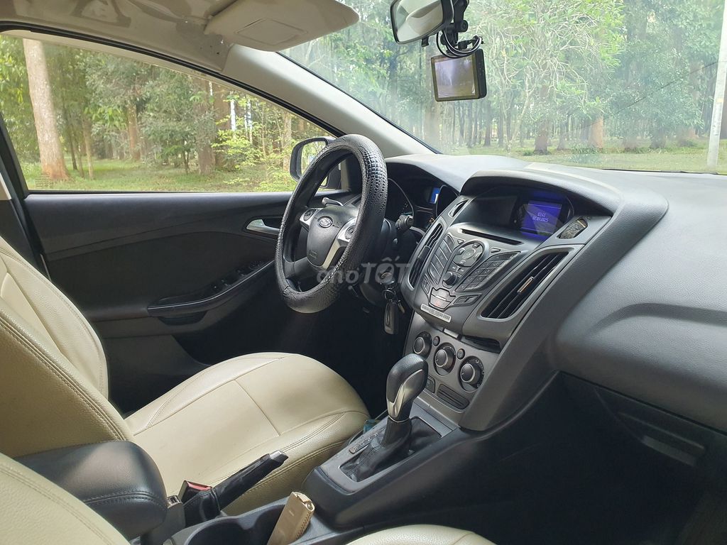 Ford Focus 2014 Trend 1.6 AT - 120000 km. Mua bán Ô tô tại Thành phố Biên Hòa Đồng Nai được đăng bởi nguyễn nguyễn hình 5