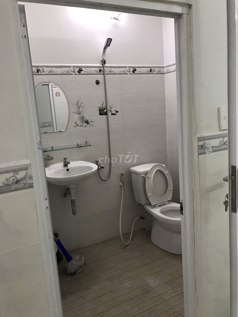 Nhà Phố Quận 4 (Hẻm Xe Hơi)