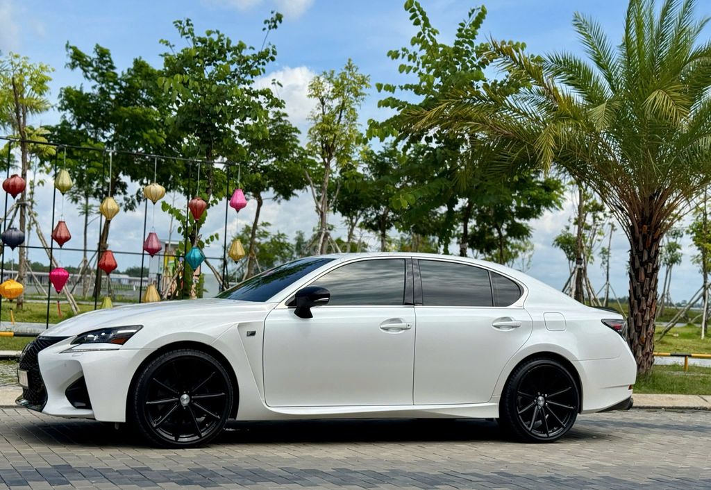LEXUS GS300. Mua bán Ô tô tại Thành phố Thủ Đức Tp Hồ Chí Minh được đăng bởi Thành hình 3