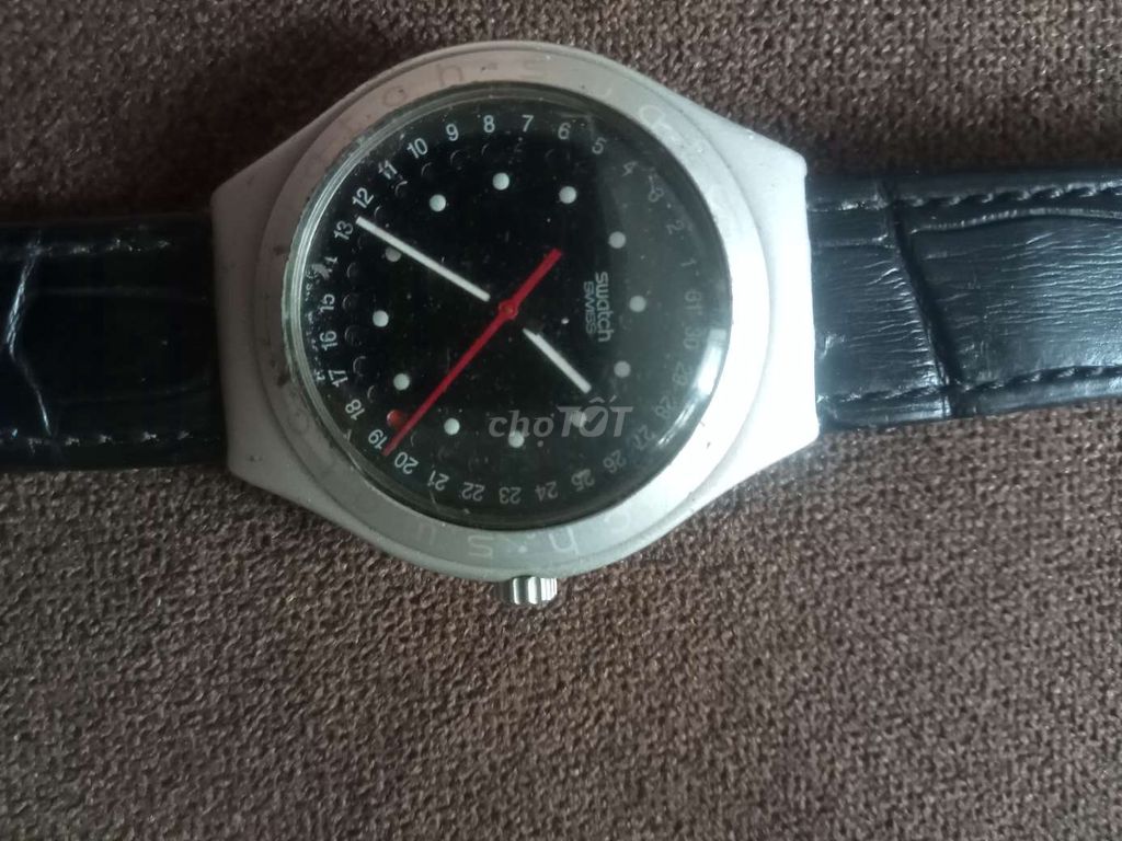 Swatch Đồng hồ đeo tay Nhôm Thụy Sĩ Đen. Mua bán Đồng hồ tại Quận Cẩm Lệ Đà Nẵng được đăng bởi minh hình 1