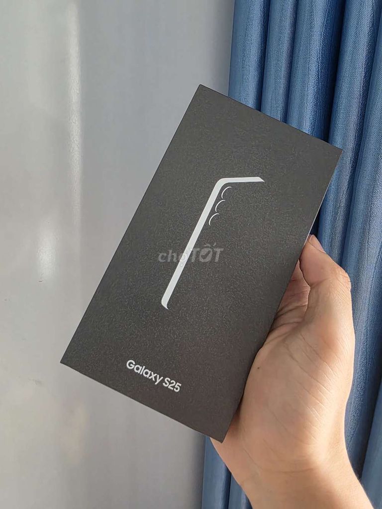 Samsung Galaxy S25 256GB Mới nguyên seal BH12T SS. Mua bán Điện thoại tại Quận 12 Tp Hồ Chí Minh được đăng bởi DJI STORE hình 1