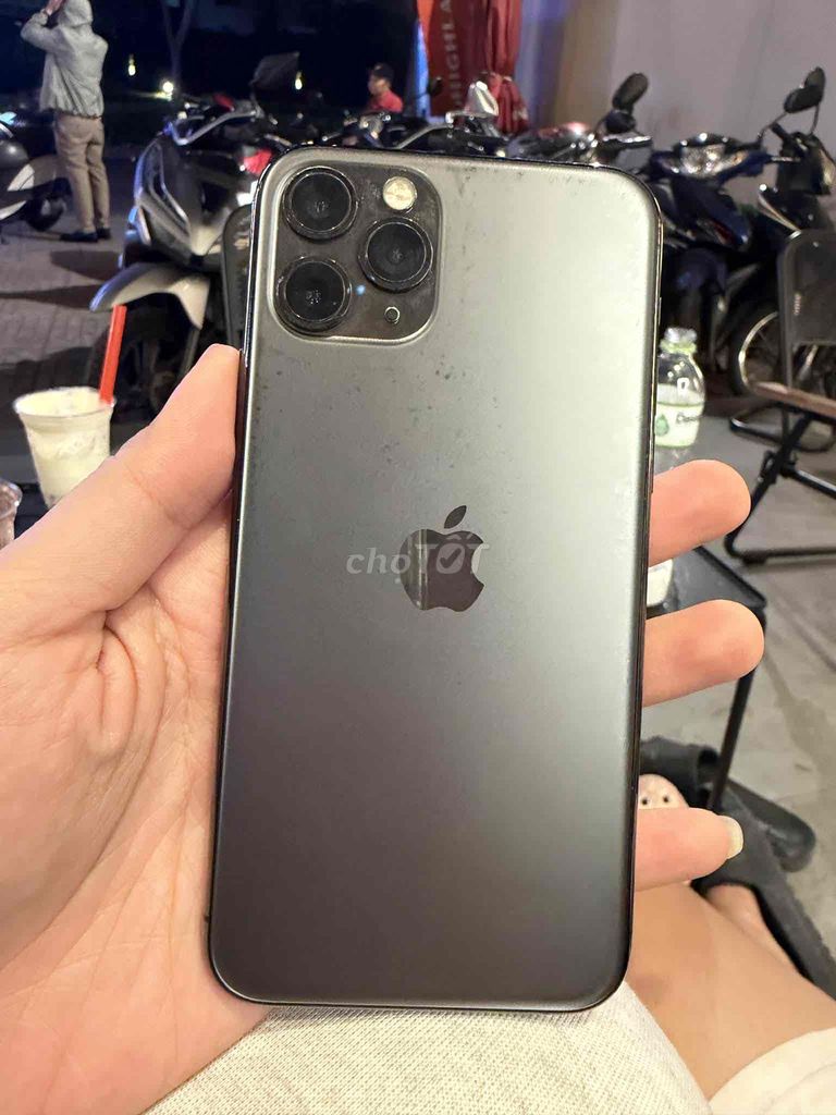 Apple iPhone 11 Pro Xám. Mua bán Điện thoại tại Quận Tân Bình Tp Hồ Chí Minh được đăng bởi chuyên thanh lí cá rẻ hình 1