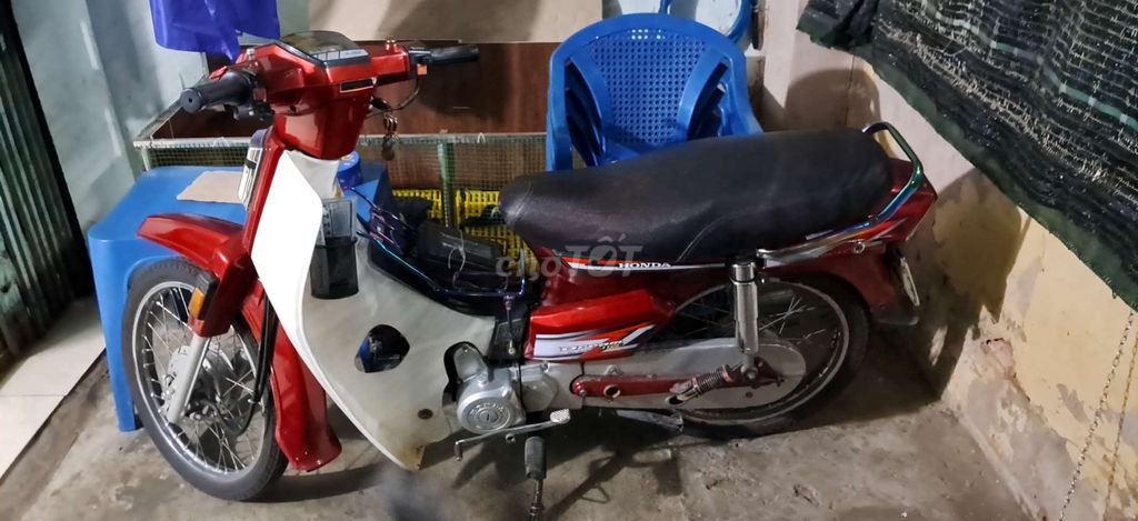 Honda Dream 50cc Đỏ Trắng. Mua bán Xe máy tại Thành phố Biên Hòa Đồng Nai được đăng bởi ngày mai tươi sáng  hình 1