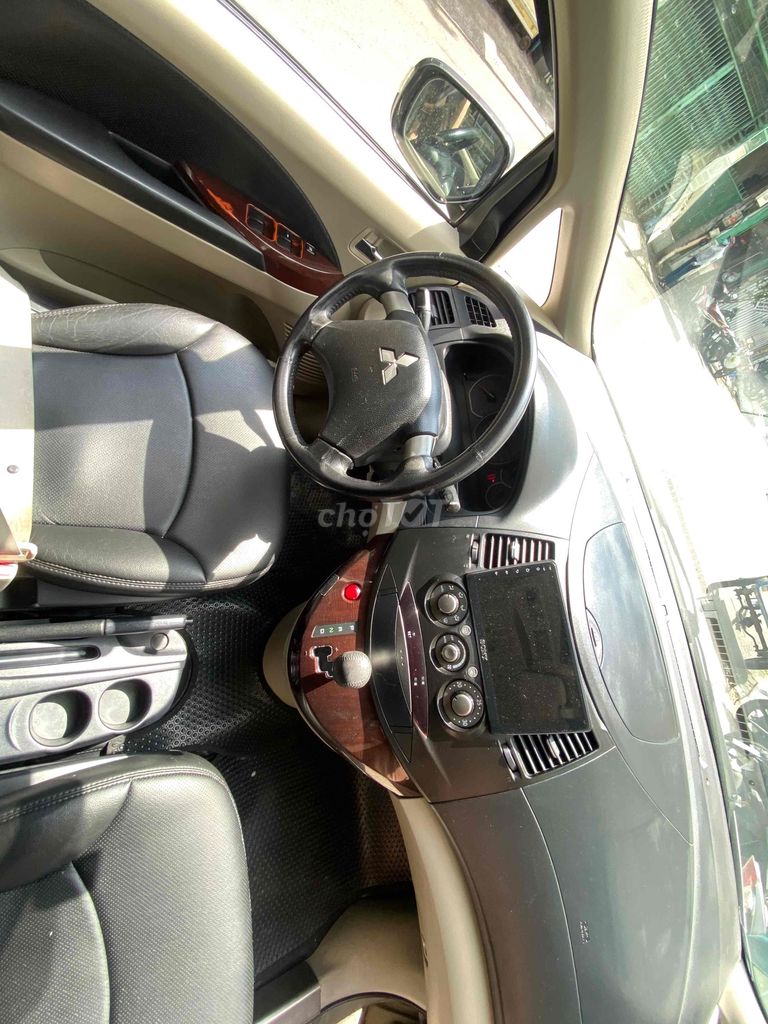 Mitsubishi Grandis 2009 2.4 Mivec - 120000 km. Mua bán Ô tô tại Quận 8 Tp Hồ Chí Minh được đăng bởi Son hình 11