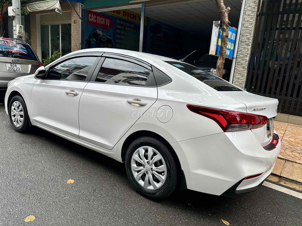 Hyundai Accent 2018 1.4 MT - 85000 km. Mua bán Ô tô tại Thành phố Biên Hòa Đồng Nai được đăng bởi Luxury AUTO  hình 2