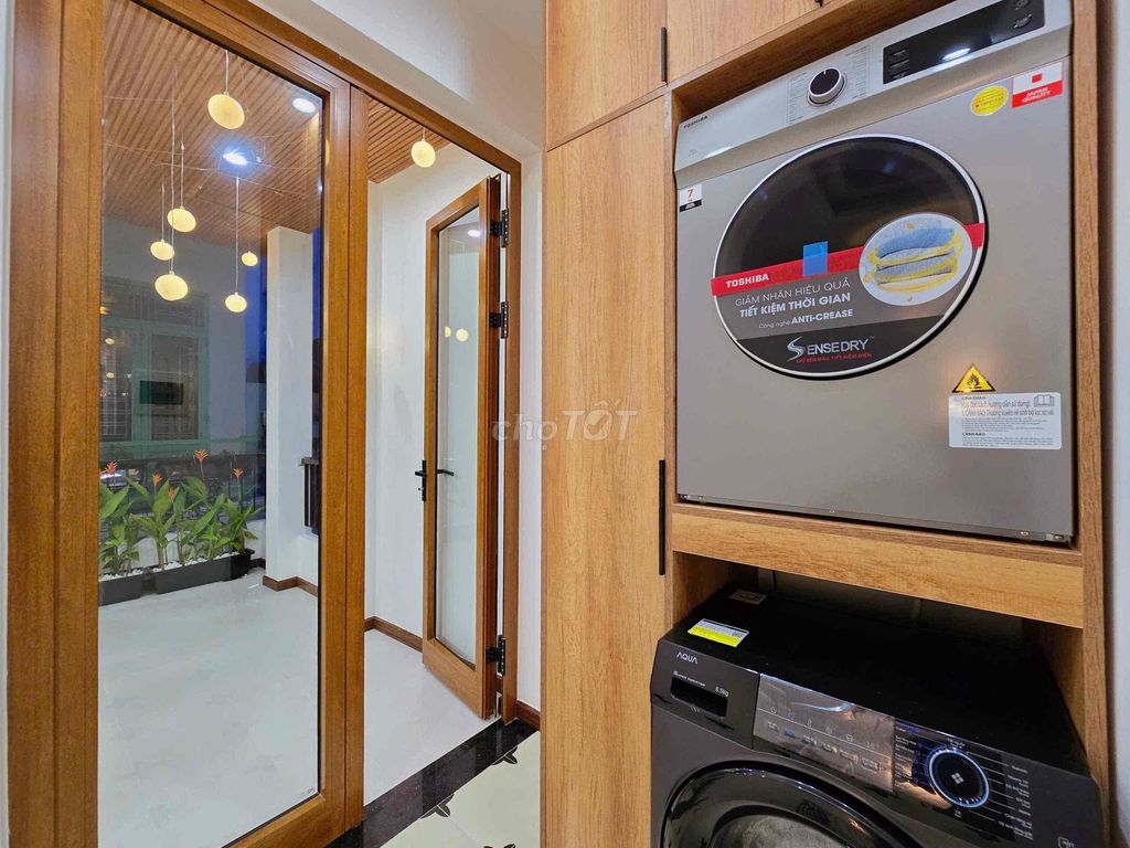 Upscale 3-storey homestay house off Ông Ích Khiêm — photo 10