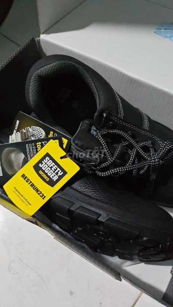 Giày bảo hộ Safety Jogger Bestrun231 Đen 40. Mua bán Giày dép tại Huyện Bến Lức Long An được đăng bởi k10003 hình 1