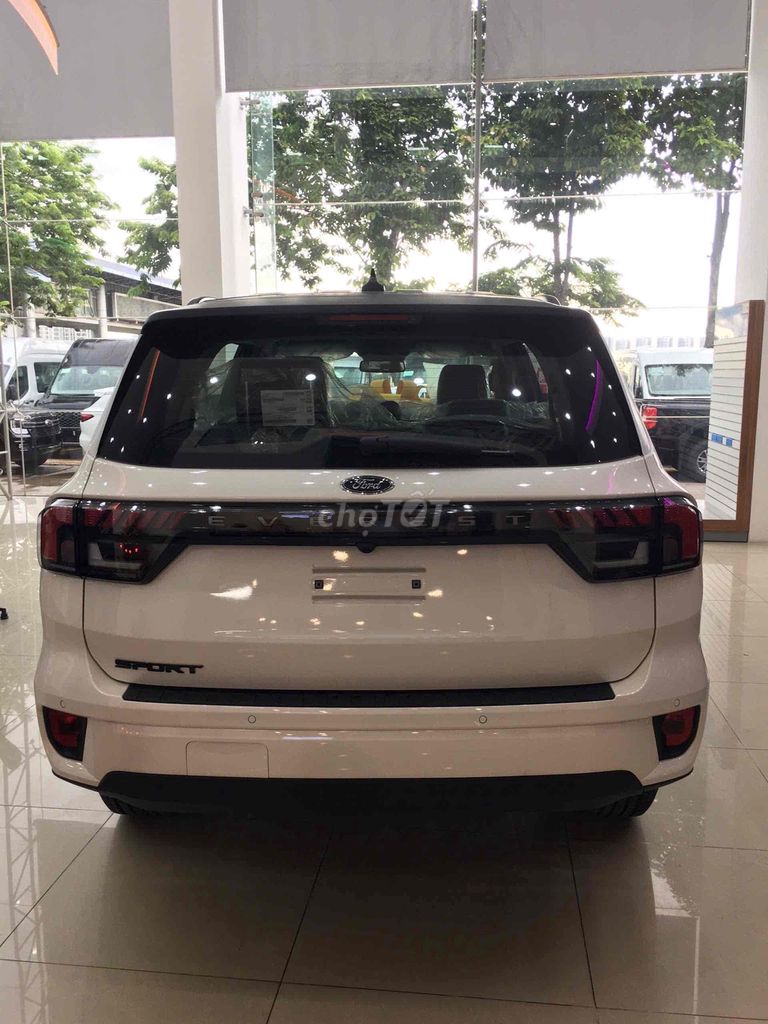 2025 Everest Sport 2.0L 4x2 bank 80%, lãi 7,6%. Mua bán Ô tô tại Thành phố Thủ Đức Tp Hồ Chí Minh được đăng bởi FORD THỦ ĐỨC TRẦN THẮNG  hình 6
