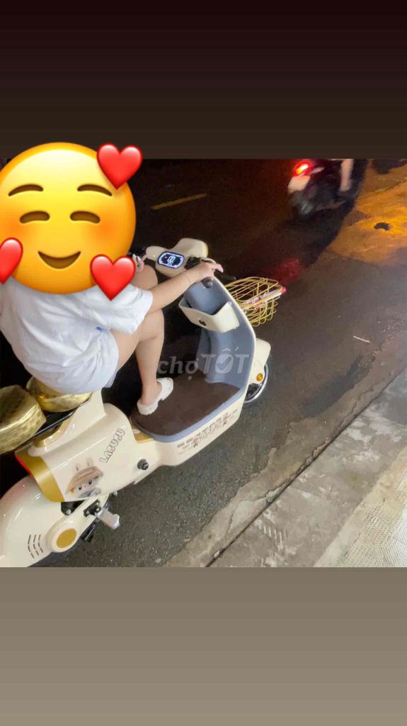 Xe điện Yadea 2020 màu Kem