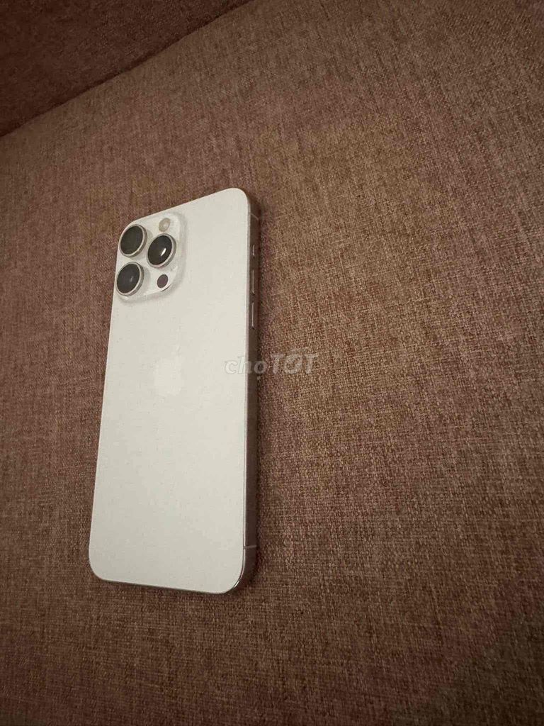 iPhone 15 Pro Max 256GB Trắng. Mua bán Điện thoại tại Quận Tây Hồ Hà Nội được đăng bởi Đức Vũ  hình 1