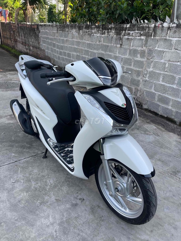 Cần bán sh 2021 1 chủ máy zin. Mua bán Xe máy tại Quận Kiến An Hải Phòng được đăng bởi Đức Anh  hình 1