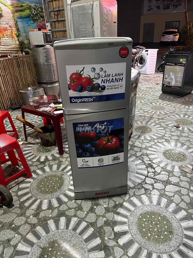 Tủ lạnh Sanyo Xám. Mua bán Tủ lạnh tại Huyện An Dương Hải Phòng được đăng bởi Phát Thanh Lý  hình 1