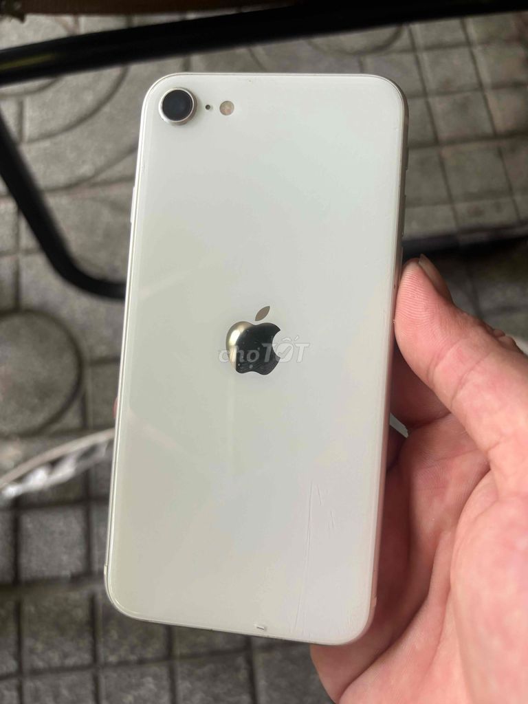 Apple iPhone SE 64GB Trắng Đã sử dụng. Mua bán Điện thoại tại Quận Bình Tân Tp Hồ Chí Minh được đăng bởi Bình Tân hình 1