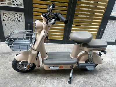 Xe đạp điện Yadea i8 zin