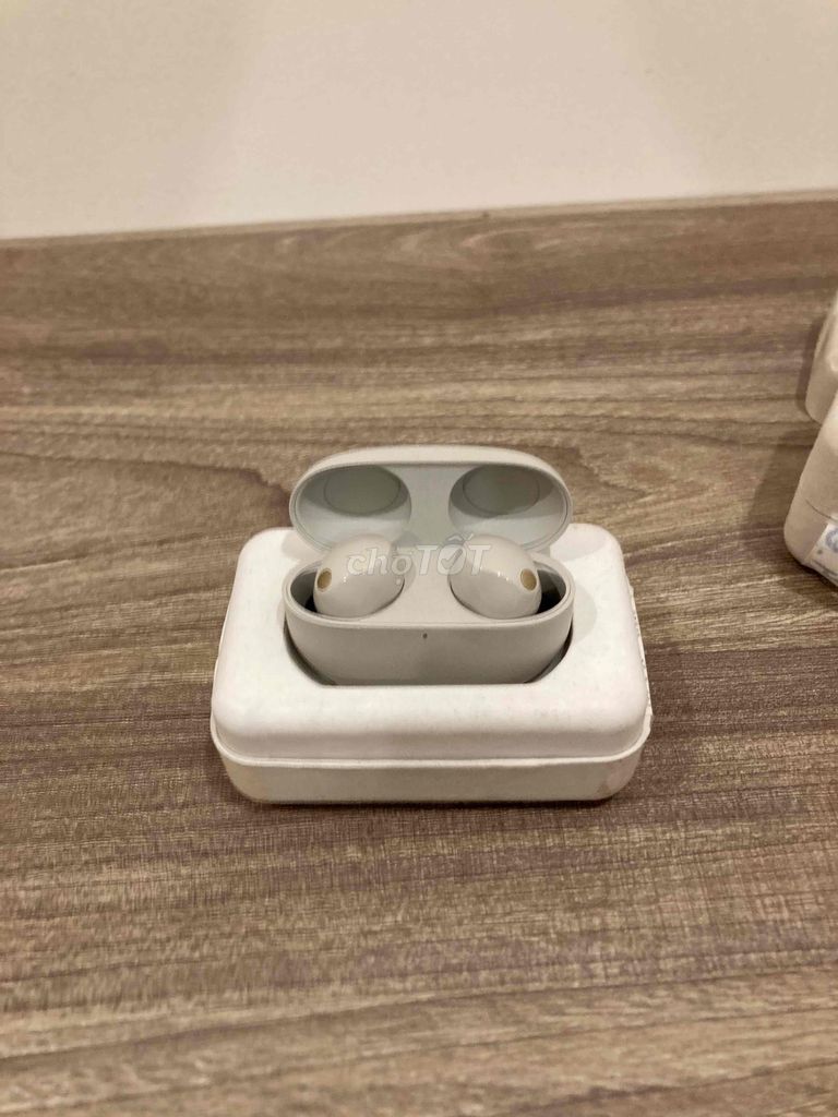 Tai nghe Sony WH-1000XM5 Trắng. Mua bán Tivi, Âm thanh tại Quận 10 Tp Hồ Chí Minh được đăng bởi Sơn Nguyễn hình 1