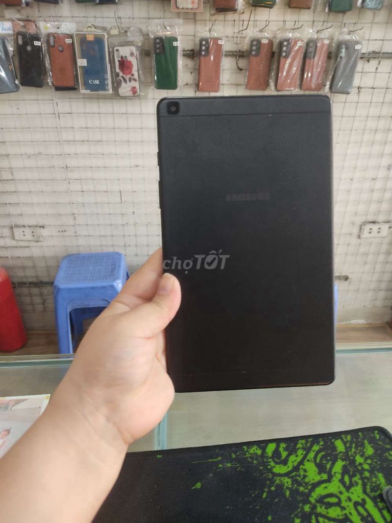 Samsung Galaxy Tab A 8.0 32GB Nứt kính. Mua bán Máy tính bảng tại Quận Cầu Giấy Hà Nội được đăng bởi thuy  hình 1