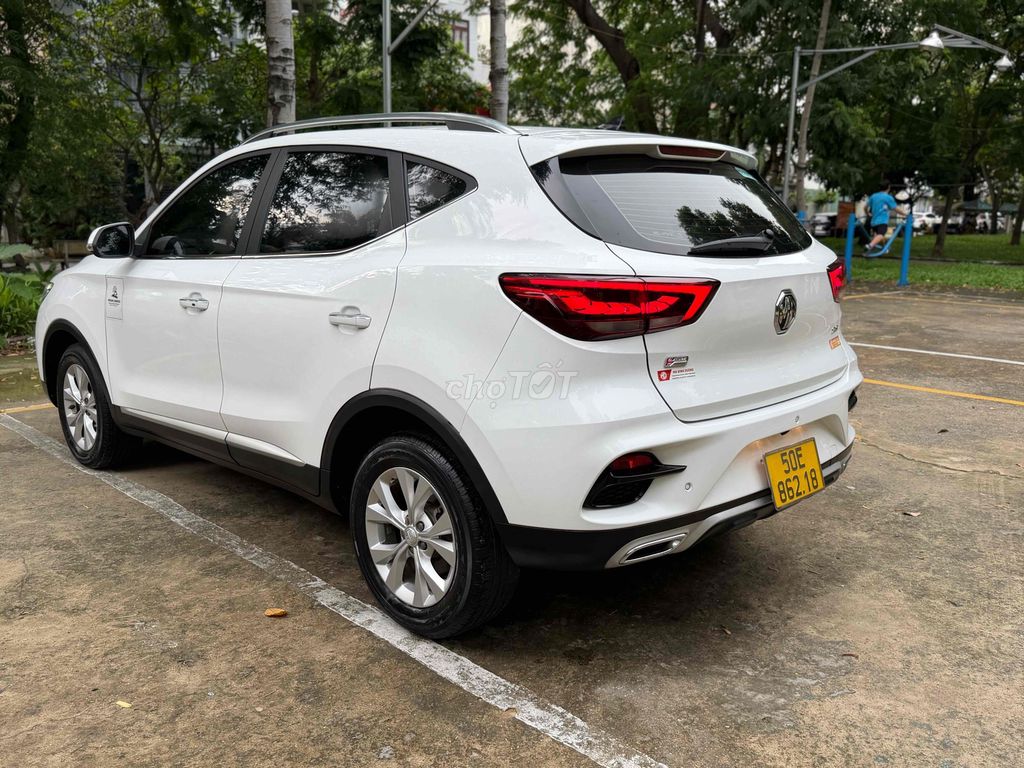 Внедорожник MG ZS 2023 Автомат 29 км белый
