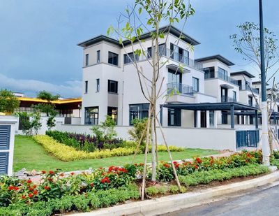 Chuyên giỏ hàng chuyển nhượng swanbay và phân khu mới Oasia giá tốt. Mua bán nhà ở tại Huyện Nhơn Trạch Đồng Nai được đăng bởi A Đạt