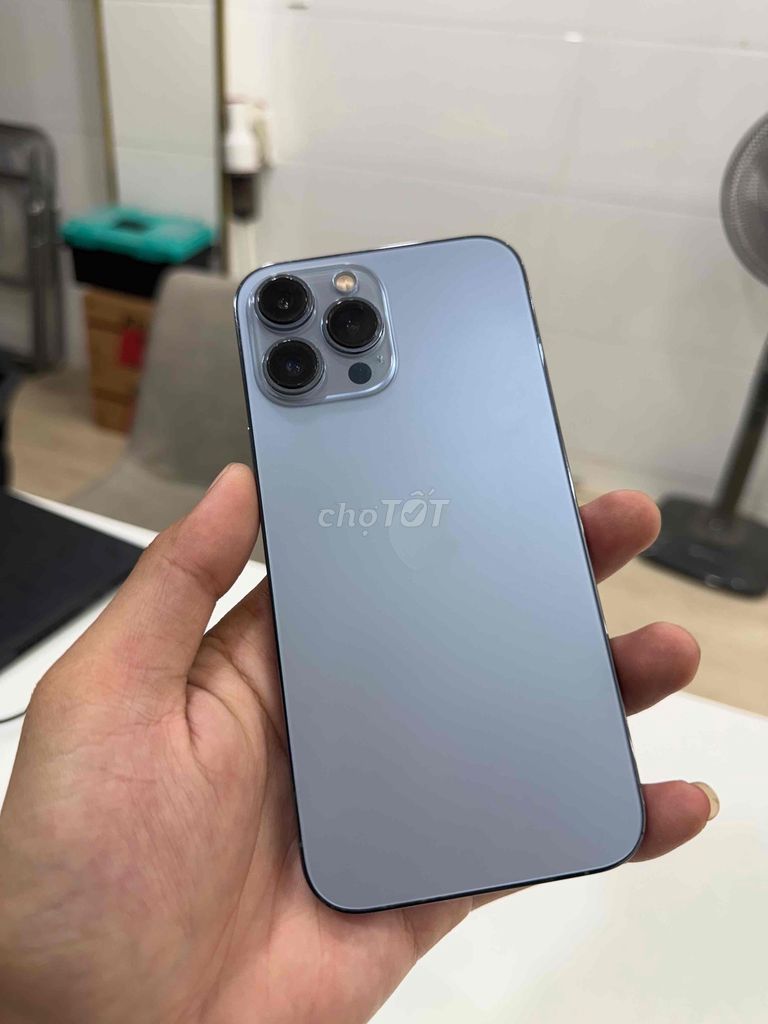Apple iPhone 13 Pro Max 256GB Xám 2 SIM. Mua bán Điện thoại tại Quận 4 Tp Hồ Chí Minh được đăng bởi nguyễn thanh sang hình 1