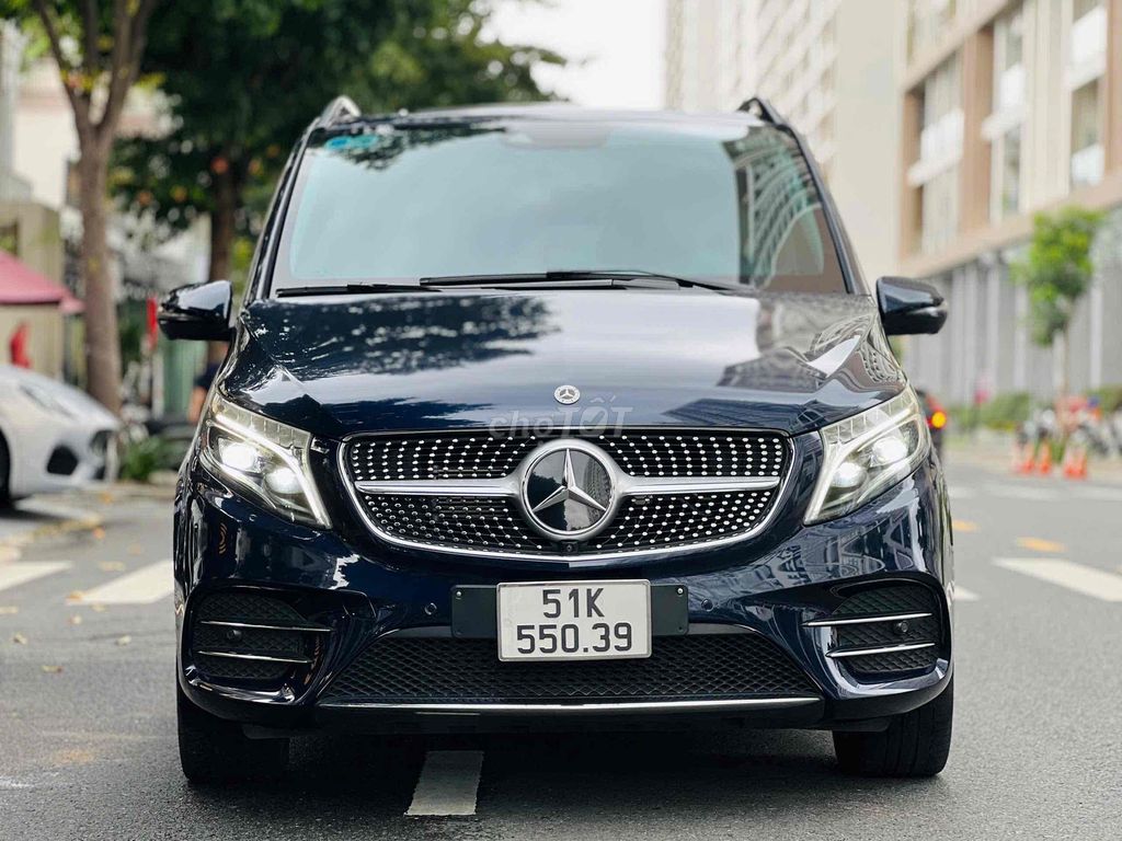 Mercedes V250 AMG 2022