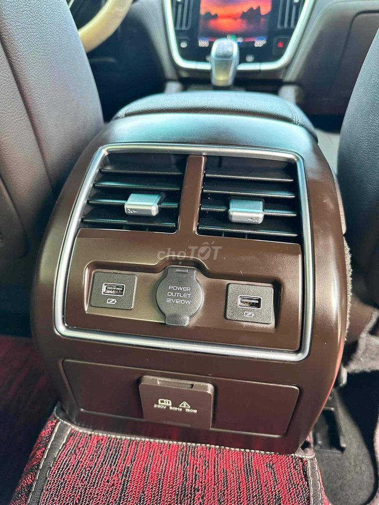 VinFast Lux A2.0 2021 Plus. Mua bán Ô tô tại Quận Cẩm Lệ Đà Nẵng được đăng bởi Nguyễn Duy hình 10