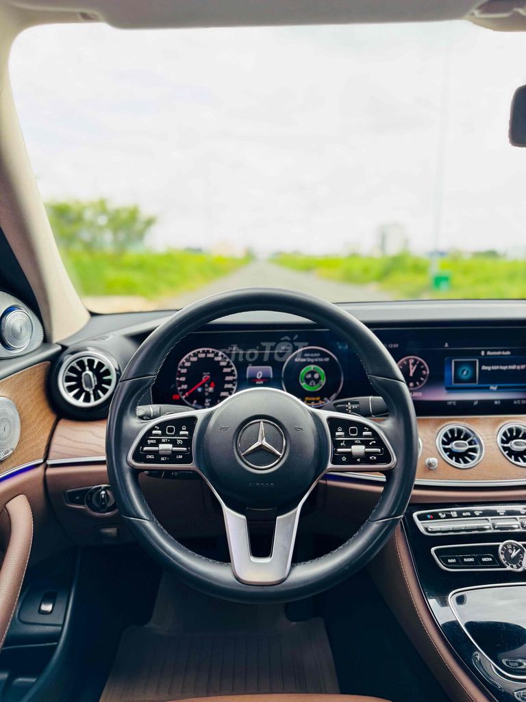 Mercedes Benz E Class 2017 E200 - 80.000km. Mua bán Ô tô tại Quận 7 Tp Hồ Chí Minh được đăng bởi Phạm Tân Tiến  hình 18