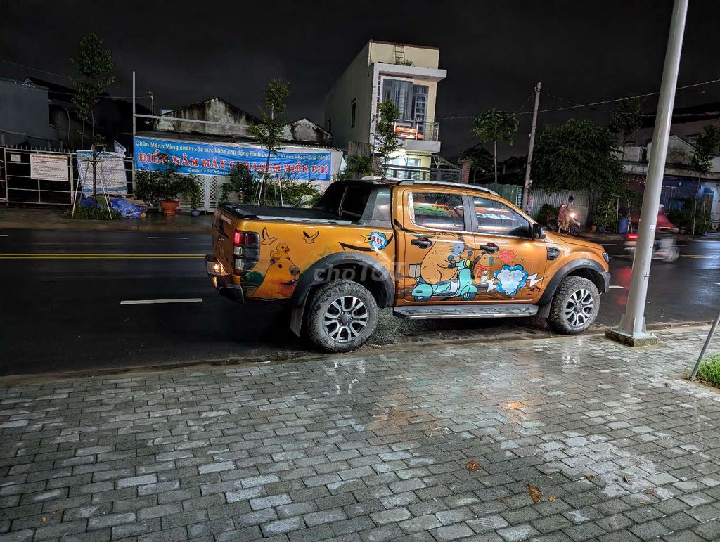 2019 WLIDTRACK 2.0 4x4 AT - 113000 km. Mua bán Ô tô tại Thành phố Thủ Dầu Một Bình Dương được đăng bởi Tân hình 2