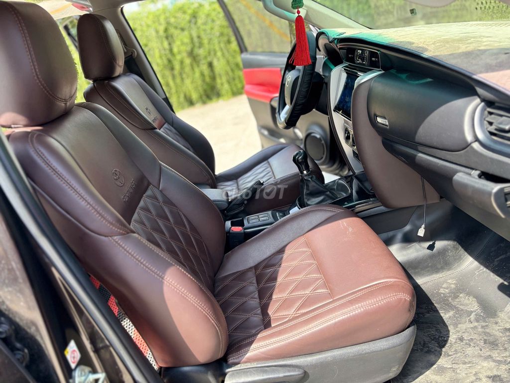 Toyota Fortuner 2018 MT màu nâu 130000 km -689tr. Mua bán Ô tô tại Thành phố Dĩ An Bình Dương được đăng bởi Siêu Thị Ô Tô Bình Dương  hình 18