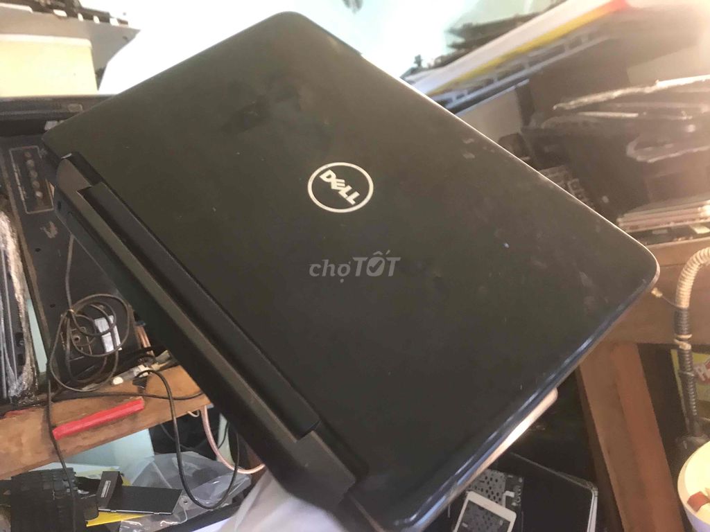 Nha trang. laptop dell i7 màn rộng