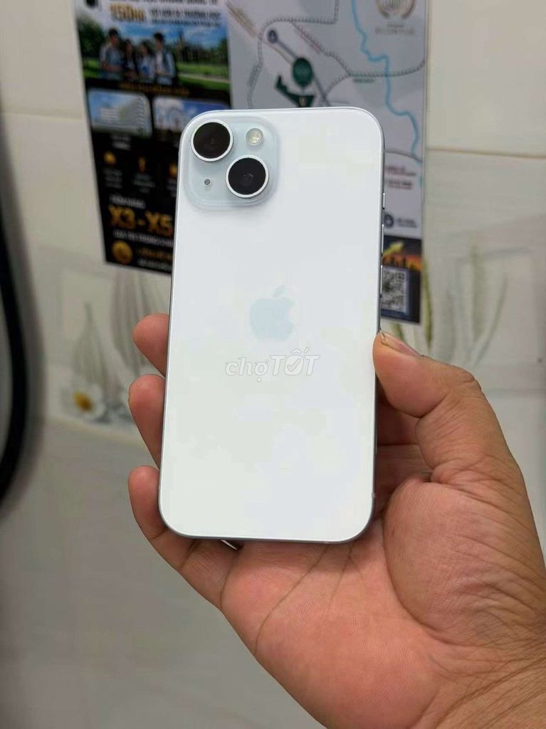 Apple iPhone 15 Trắng Còn đẹp, zin full. Mua bán Điện thoại tại Quận Sơn Trà Đà Nẵng được đăng bởi thơ hình 1