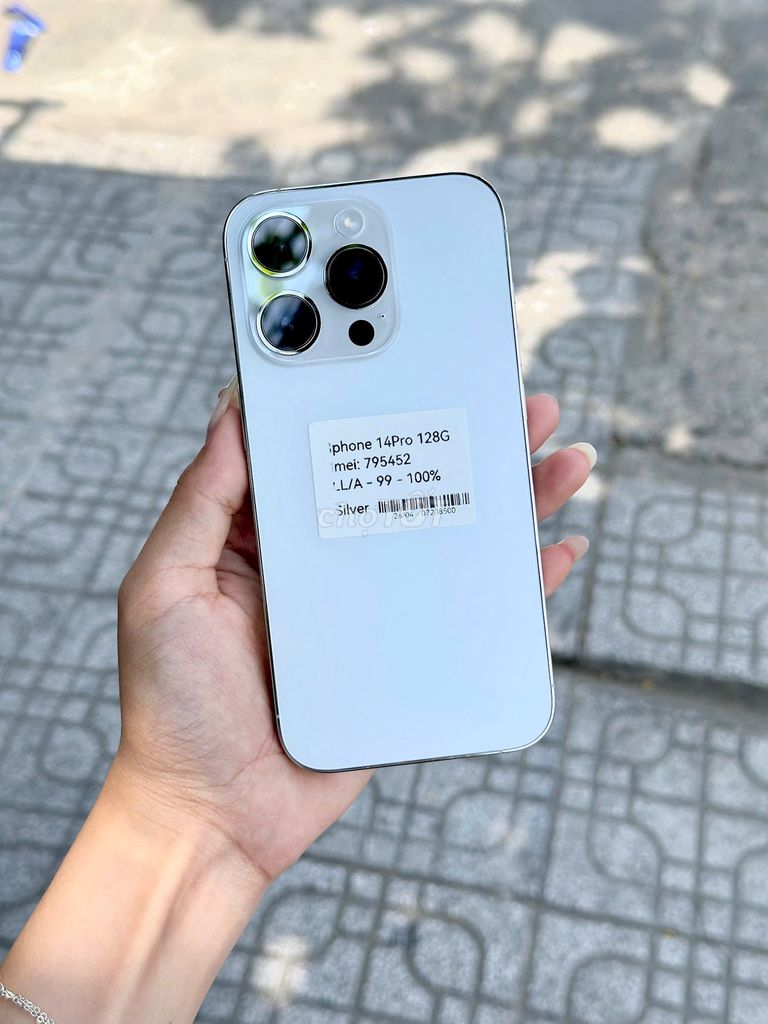 Iphone 14Pro 128G Silver LL/A Máy đẹp 99/Keng . Mua bán Điện thoại tại Quận Liên Chiểu Đà Nẵng được đăng bởi Gia Minh Shop hình 1