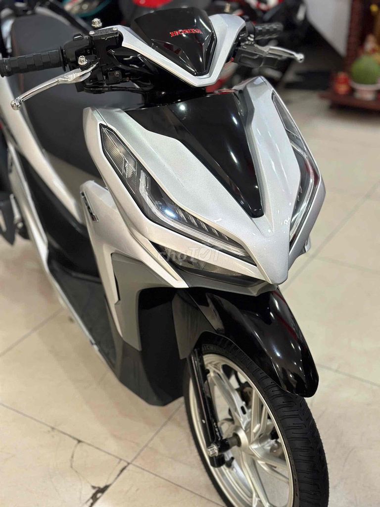 Honda Vario 125 2018 Lên Full 150 Bạc. Mua bán Xe máy tại Quận 6 Tp Hồ Chí Minh được đăng bởi Cửa Hàng Xe Máy Hoà Bùi hình 12