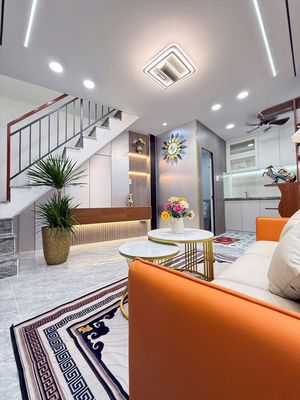 HÀNG HIẾM GIÁ TỐT CHỈ CẦN HƠN 1TY LÀ CÓ NHÀ Ở