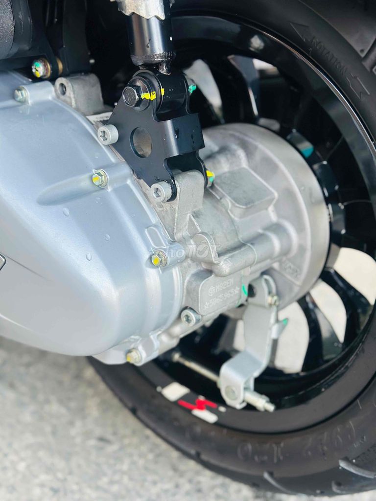 VESPA SPRINT ABS ĐK 2025 ODO 700KM NHƯ XE THÙNG TR. Mua bán Xe máy tại Huyện Chợ Mới An Giang được đăng bởi XE MÁY THIỆN PHÁT AN GIANG hình 7