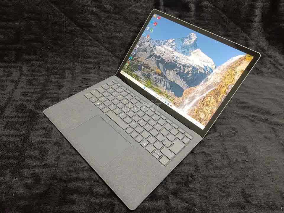 Microsoft Surface Laptop 1 8GB Bạc. Mua bán Laptop tại Quận Đống Đa Hà Nội được đăng bởi Nguyễn Trường hình 1