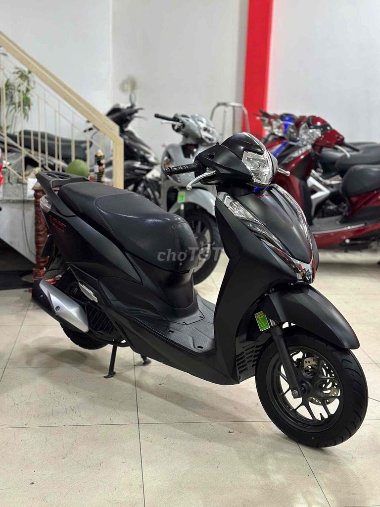 Honda Lead 2020 Khoá Makey Đen nhám 18000 km. Mua bán Xe máy tại Quận 6 Tp Hồ Chí Minh được đăng bởi Cửa Hàng Xe Máy Hoà Bùi hình 3