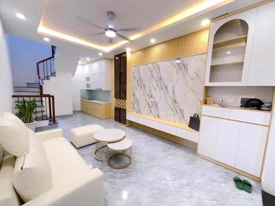 Nhà phố 20 m² · 3 PN · Phố Minh Khai