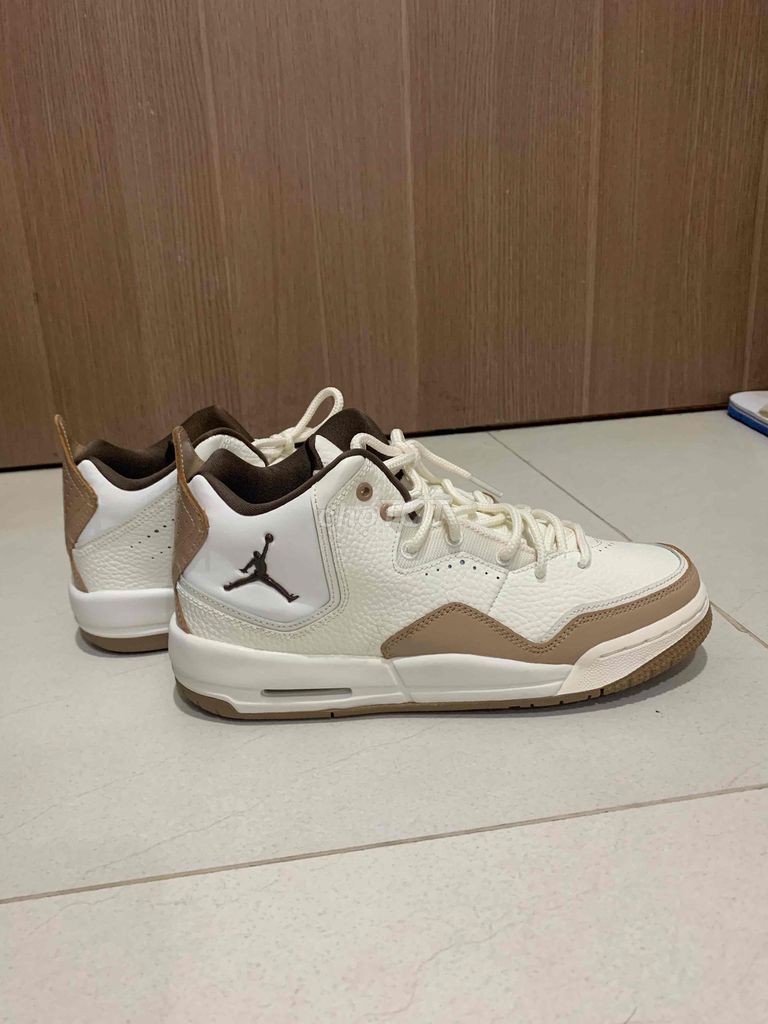 Giày thể thao Nike Jordan Courtside 23. Mua bán Giày dép tại Quận Hai Bà Trưng Hà Nội được đăng bởi Phương Lê hình 4