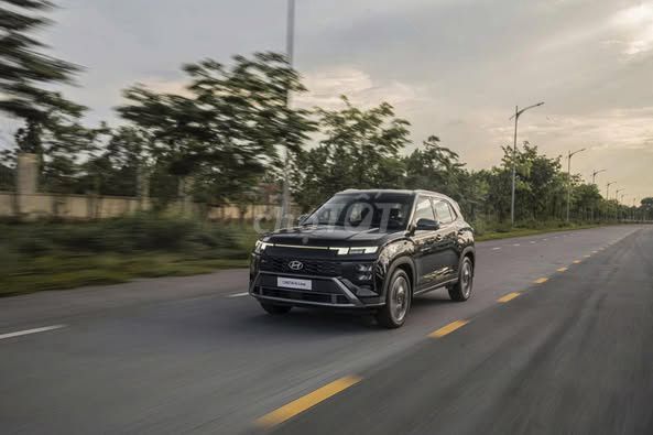 𝐇𝐘𝐔𝐍𝐃𝐀𝐈 𝐂𝐑𝐄𝐓𝐀 𝐅𝐀𝐂𝐄𝐋𝐈𝐅𝐓 𝟐𝟎𝟐𝟓. Mua bán Ô tô tại Quận Cầu Giấy Hà Nội được đăng bởi Bách Đoàn hình 3