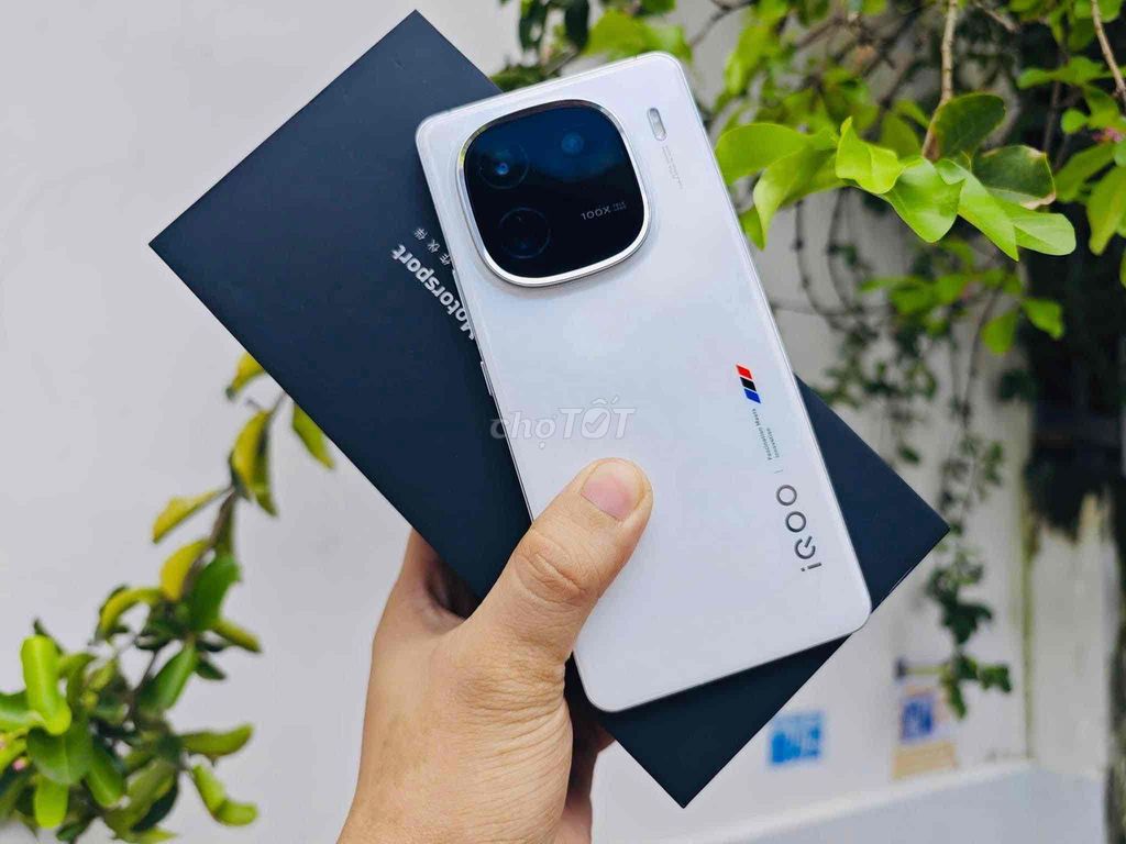 Vivo Iqoo 12 Ram 12.256GB Fullbox Đẹp 99%