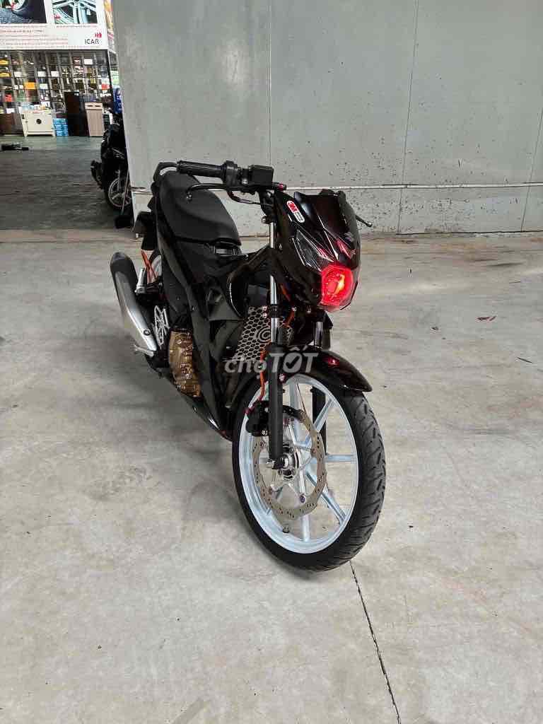 do nhu cầu gia đình chia sẽ nhanh gon lẹ cho ae.... Mua bán Xe máy tại Huyện Chơn Thành Bình Phước được đăng bởi Thành Lê hình 1