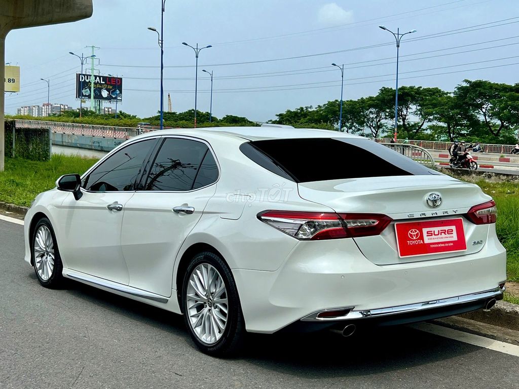 Camry 2019 2.5Q - 99891Km- XE ĐẸP - GIÁ CÒN GIẢM. Mua bán Ô tô tại Thành phố Thủ Đức Tp Hồ Chí Minh được đăng bởi Lê Phạm Như Ngọc hình 8